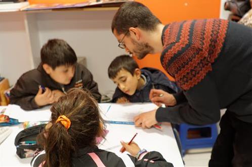 Eğitime destek için yeni bir kampanya: Düşün, Hisset, Paylaş
