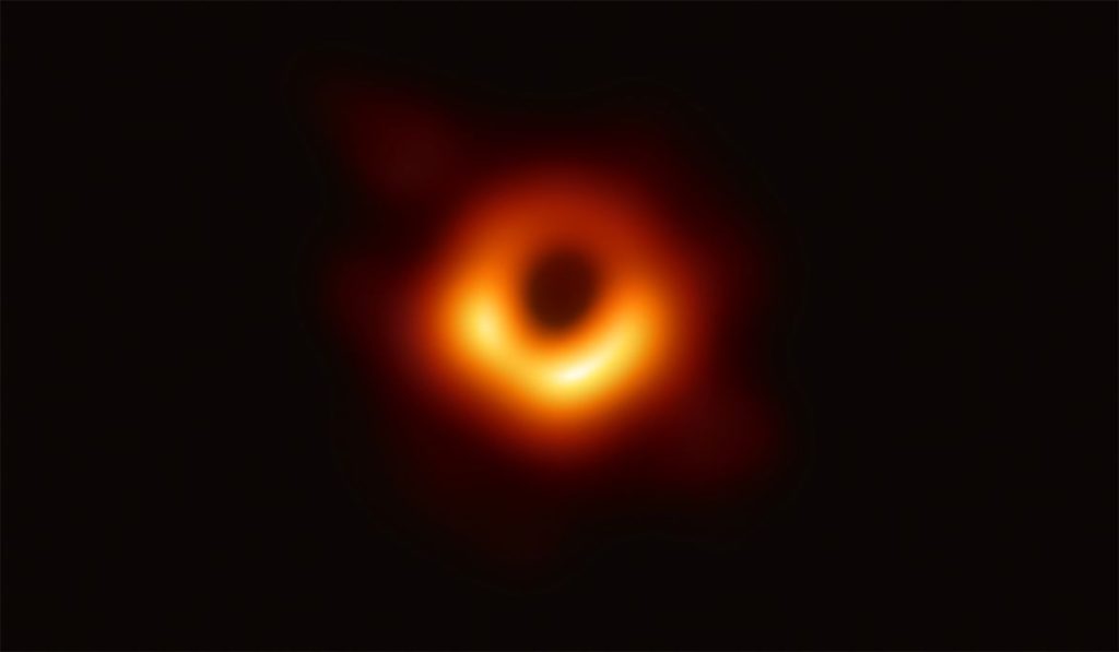 Bir kara deliğin ilk gerçek fotoğrafı yayınlandı Bir kara deliğin ilk gerçek fotoğrafı yayınlandı